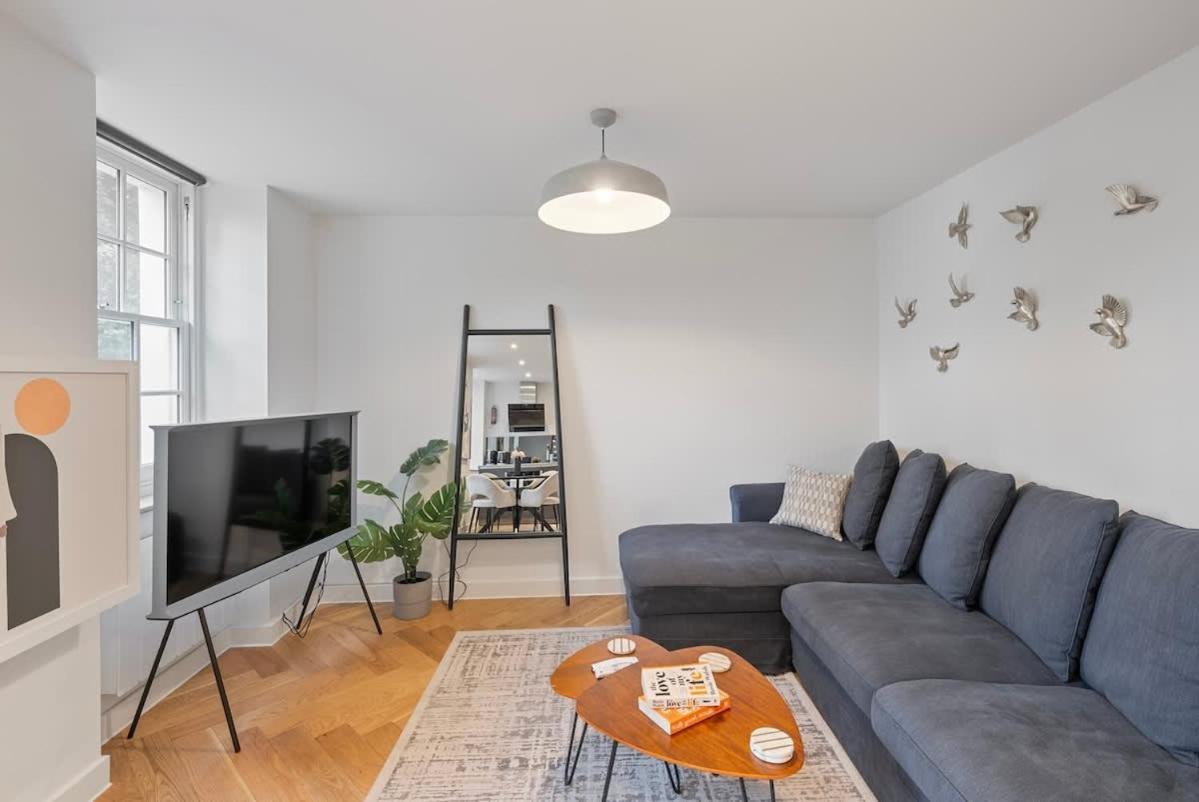 Modern 1 Bedroom In Fitzrovia Londra